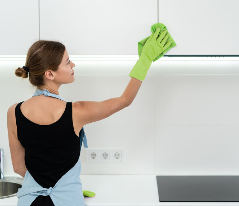 Putzfrau Reinigungskraft Einfach Online Buchen Maideasy